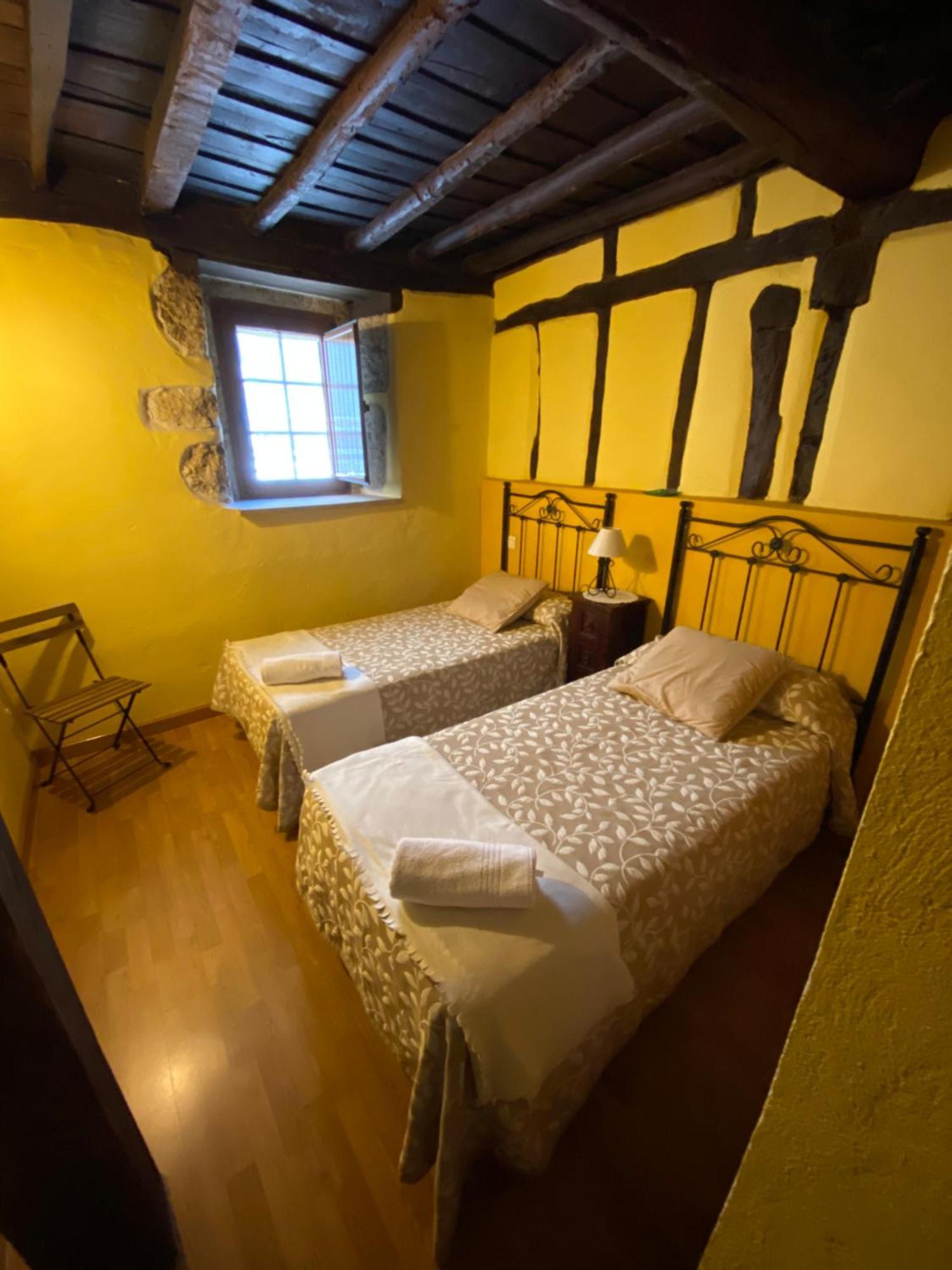 Apartamentos Rurales La Antigua Fonda กันเดลาริโอ ภายนอก รูปภาพ